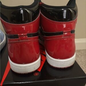 Jordan 1 patent red